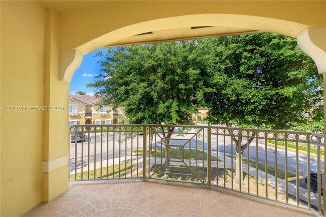 Building Photo - 8964 W Flagler St