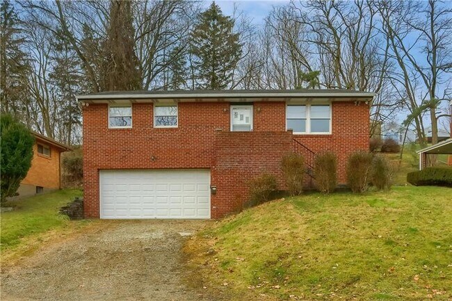 Building Photo - 316 Tarragonna St