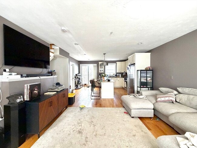 Building Photo - 9 Park St