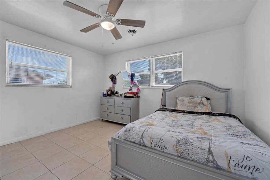Building Photo - 20831 NW Miami Ct