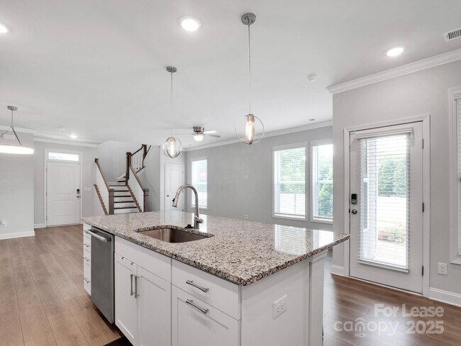 Building Photo - 1034 Lyndon Station Dr