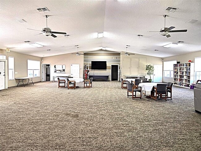 Building Photo - 2547 Estancia Blvd