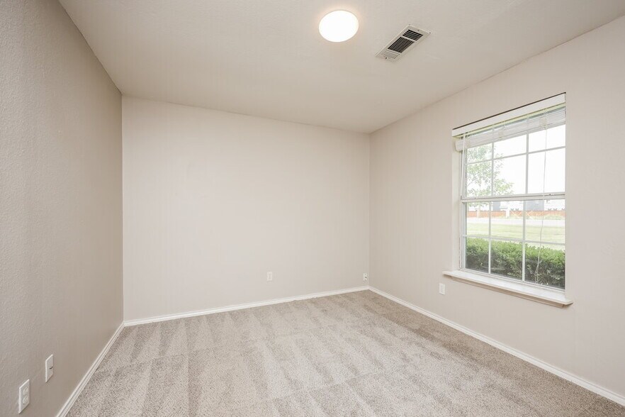 Building Photo - 7259 FM982