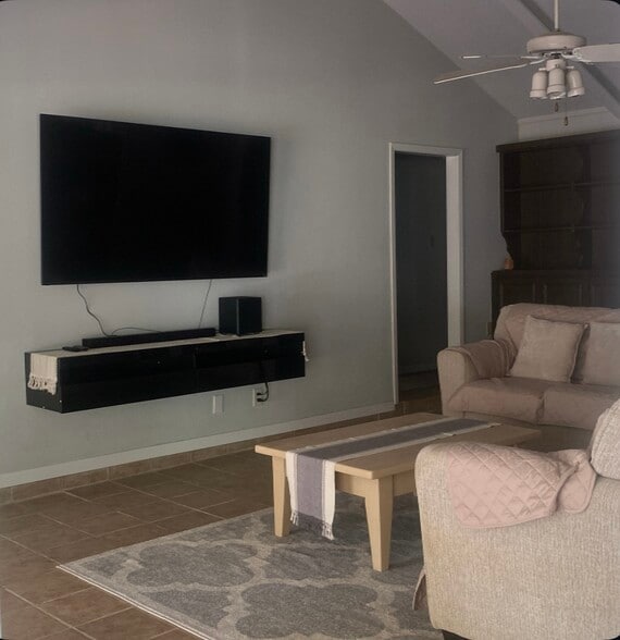 Building Photo - 111 Rigby Owen Rd