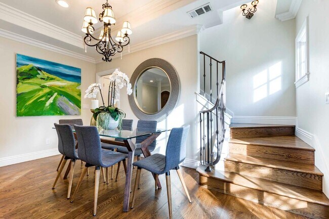 Building Photo - 140 Tennyson Ave