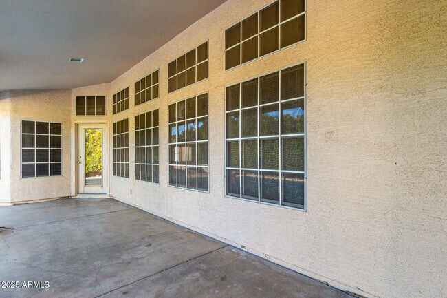 Building Photo - 12349 N 71st Dr