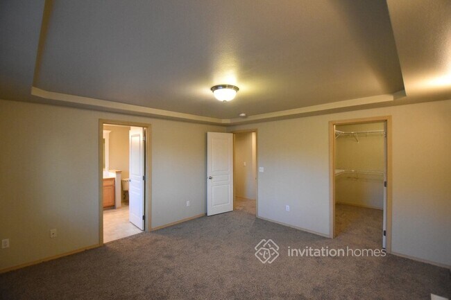 Building Photo - 1419 S 90th St