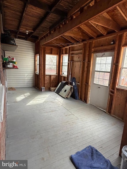 Building Photo - 117 Fairground Ave