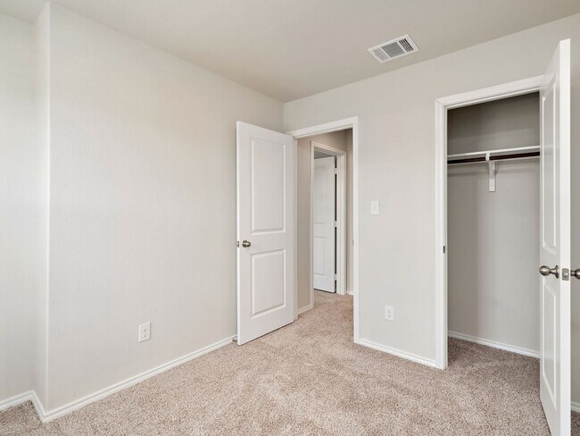 Building Photo - 8639 Key Windy Way