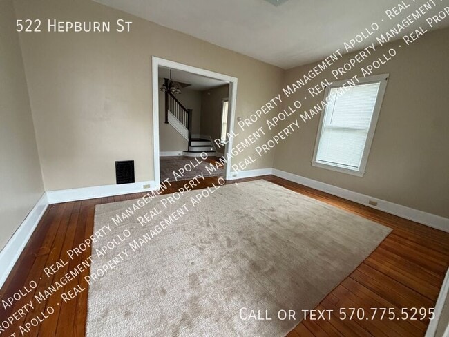 Building Photo - 522 Hepburn St
