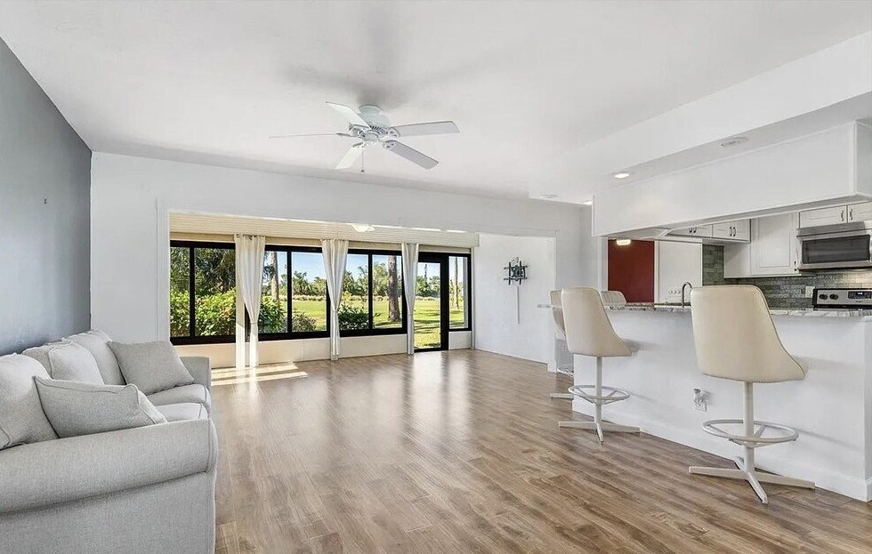 Building Photo - 5625 Trailwinds Dr