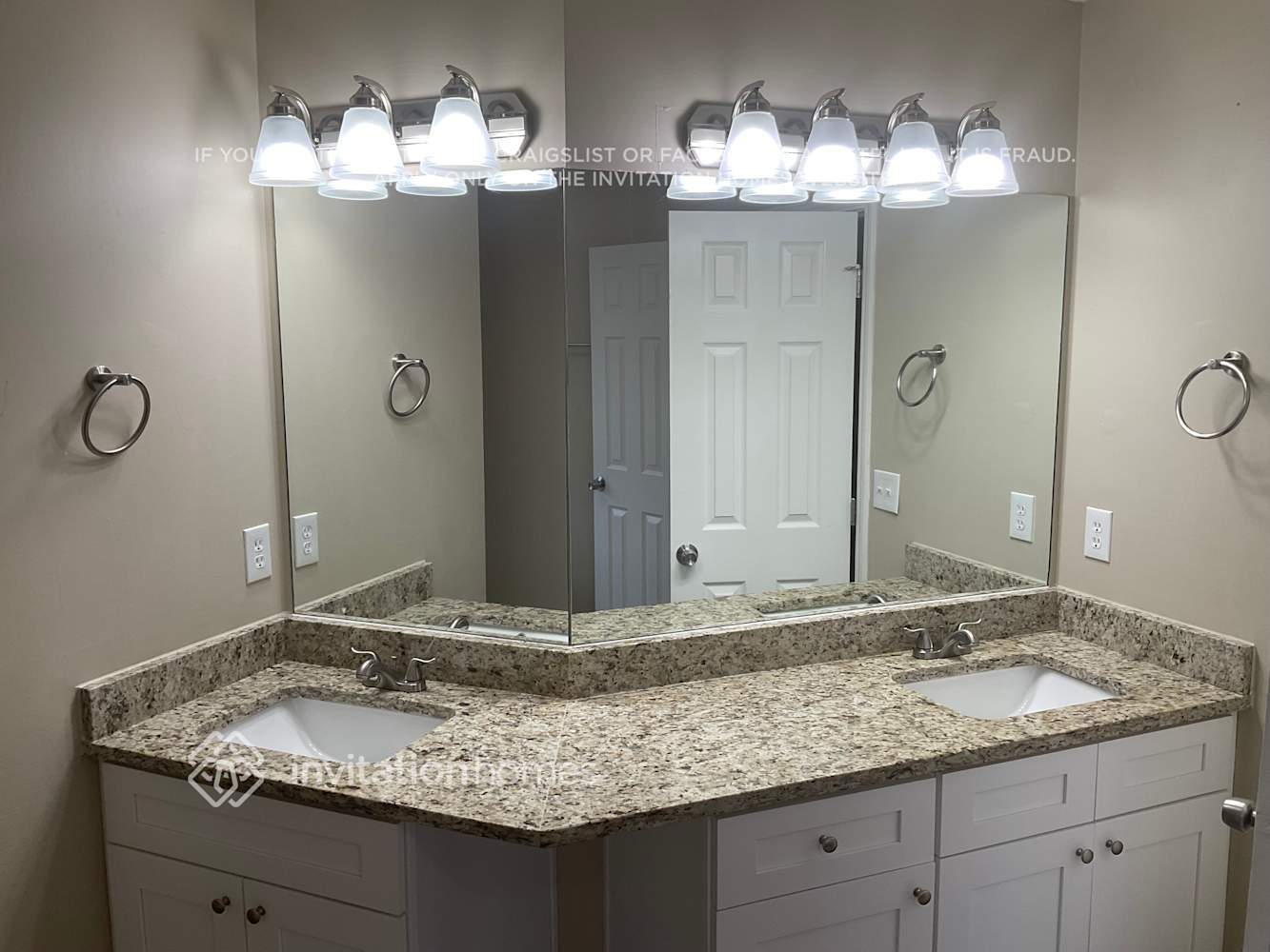 Building Photo - 526 Watson Bay