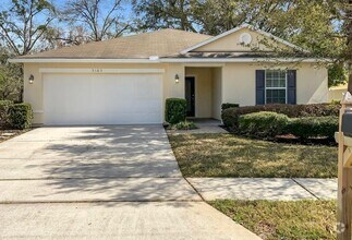 Building Photo - Newer Build 3/2 with Fenced in yard minute...