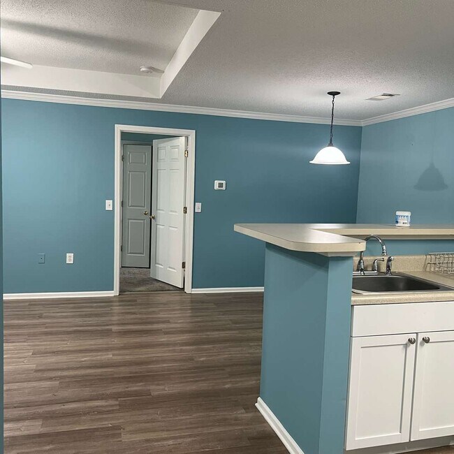 Building Photo - 50 Pebble Beach Cove