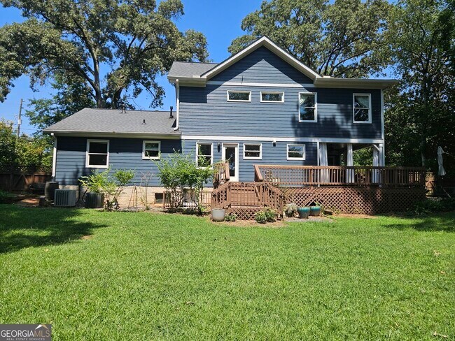 Building Photo - 3293 Covington Hwy