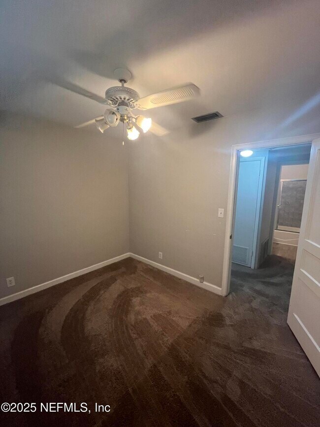 Building Photo - 4754 Sefa Cir N