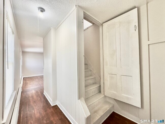 Building Photo - 186 W Washington St