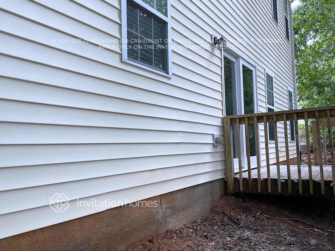 Building Photo - 1900 Red Quartz Dr