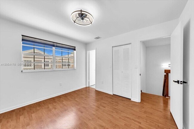 Building Photo - 12370 SW 52nd St