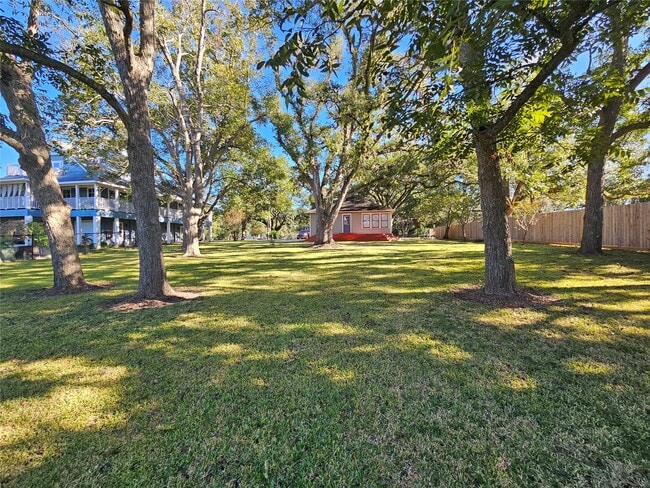 Building Photo - 603 Landrum