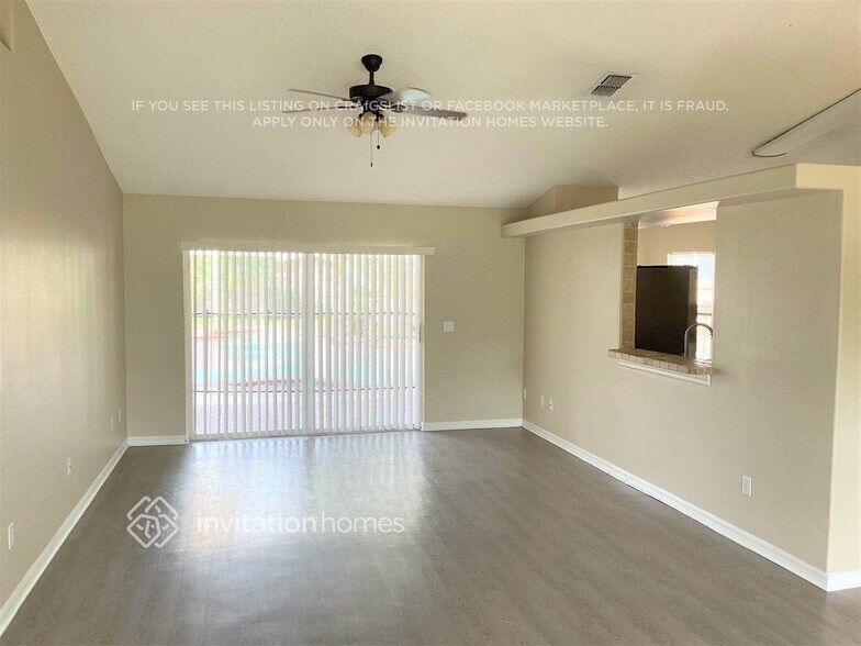 Building Photo - 2903 Roxbury Ct