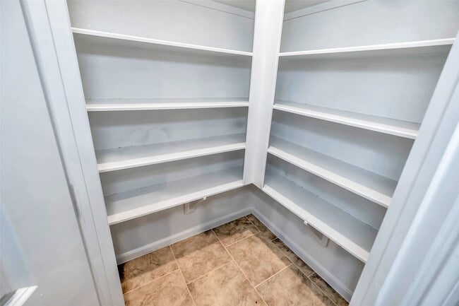 Building Photo - 5435 Atwood Cyn Ct