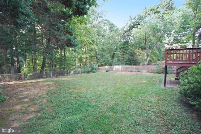 Building Photo - 10720 Tenbrook Dr