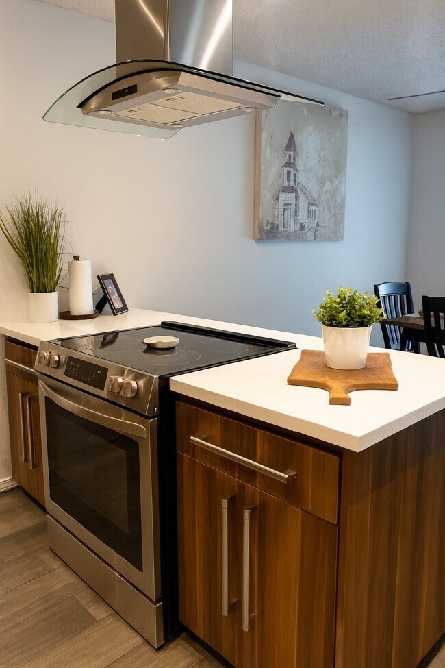 Building Photo - 3108 Highland Park Ave