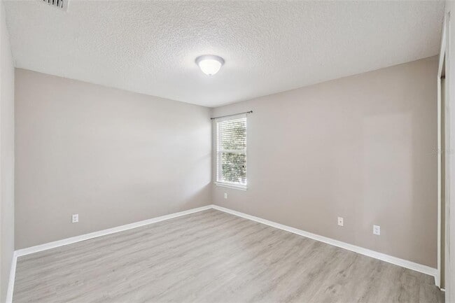 Building Photo - 1030 Bending Oak Trail