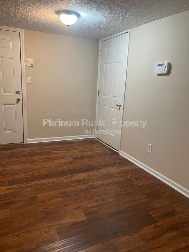 Building Photo - 377 Arbour Way