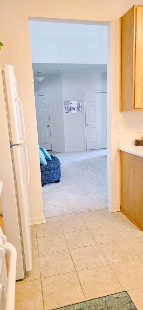 Building Photo - Stunning 2-Bed, 2-Bath Condo in Salisbury