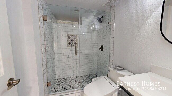 Building Photo - 3500 Coldwater Canyon Ave