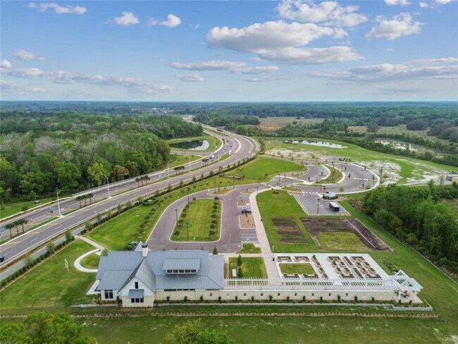 Building Photo - 17797 Grassybend Lp