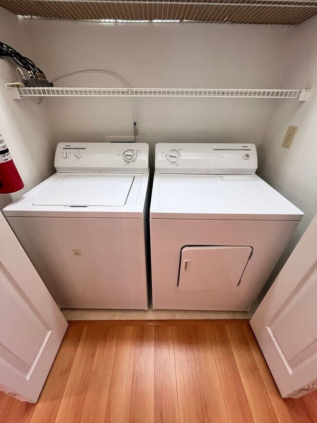 Building Photo - Exceptional Home Clean