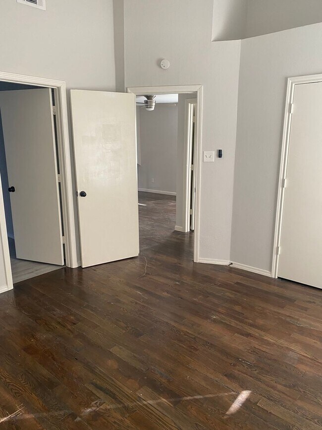 Building Photo - 318 Spanish Moss Dr