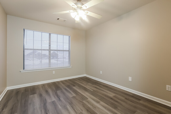 Building Photo - 3 Bedroom Home in Little Rock