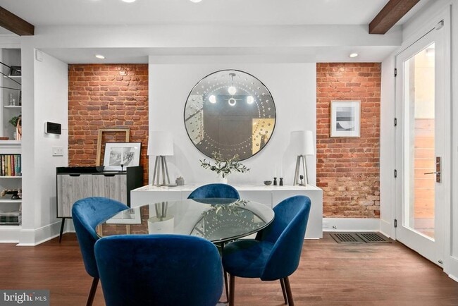 Building Photo - 1450 T St NW