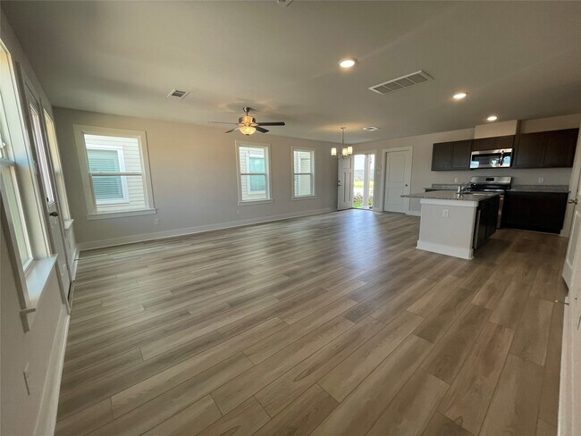 Building Photo - 20523 Prairie Cypress Dr