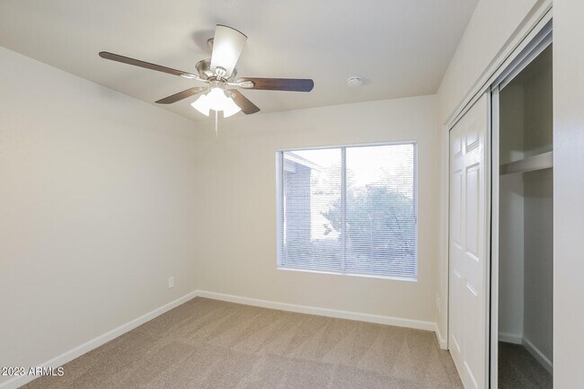 Building Photo - 3522 W Malapai Dr