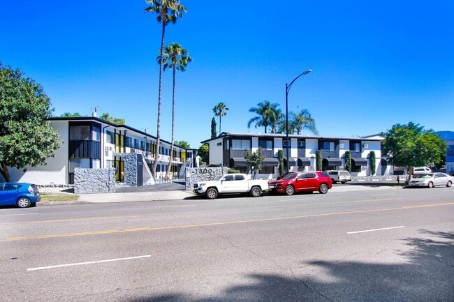 Building Photo - 1300 W Olive Ave