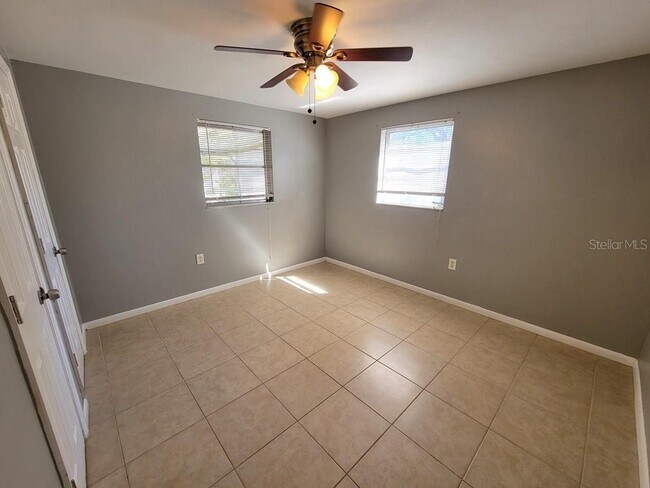 Building Photo - 4542 Grand Central Ave