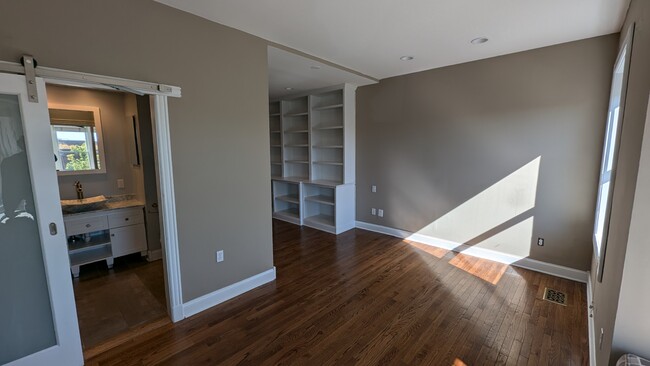 Bedroom 2/Multi-Purpose Are - 614 Maryland Ave NE