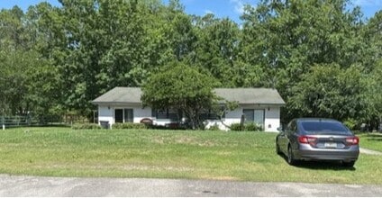 Building Photo - 117 Pioneer Rd