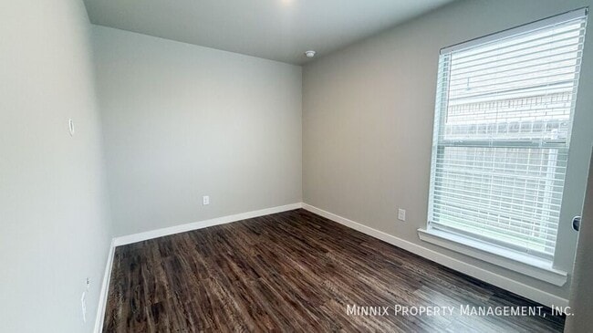 Building Photo - 2139 Kokomo Ave