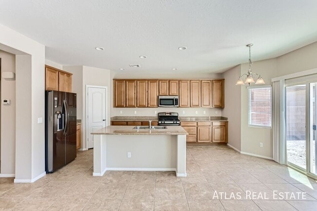 Building Photo - 1009 Barron Creek Ave