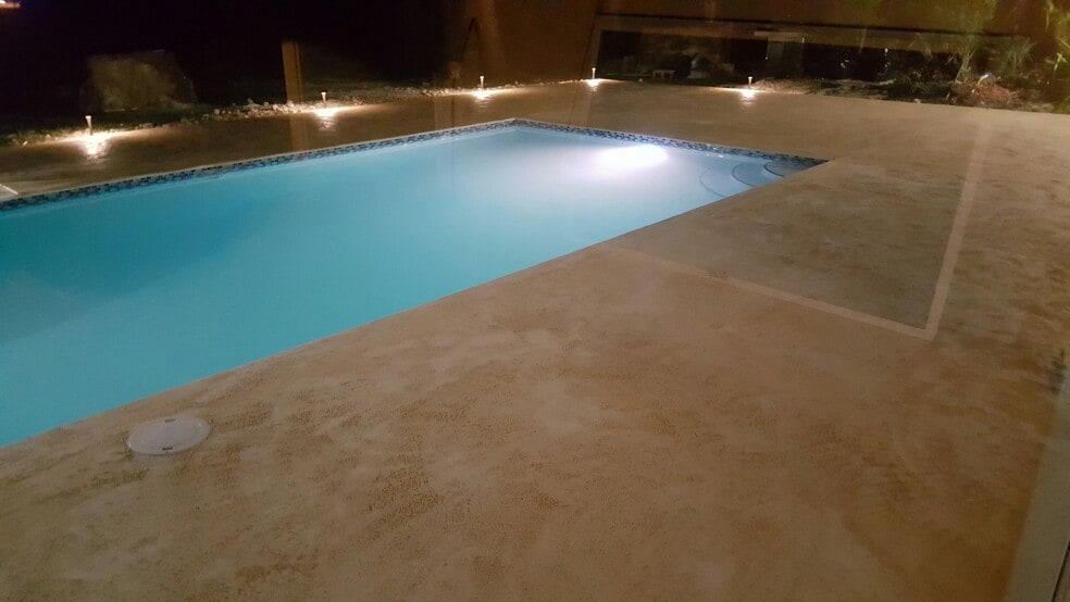 Building Photo - 11455 SW 82nd Ave