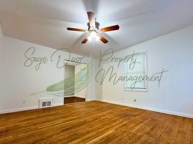 Building Photo - CHARMING HOME WITH GARAGE, LARGE BASEMENT,...