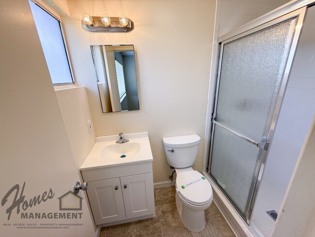 Building Photo - Homes Management - 3 Bed, 2 Bath San Marcos Home