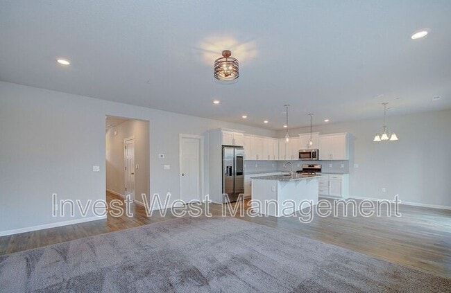 Building Photo - 6834 N 89th Loop