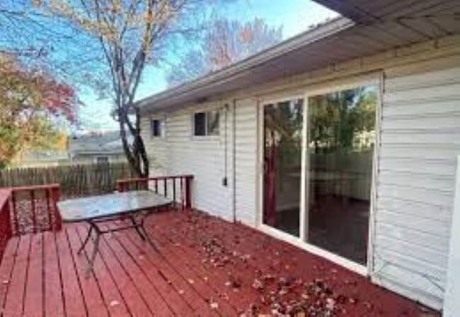 Building Photo - 4400 Anntana Ave